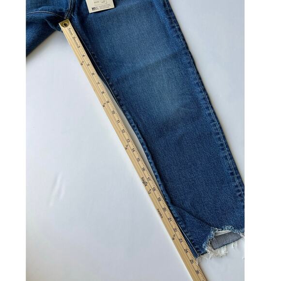 Levi's Women's 501 High-Rise Straight Leg Medium Wash Button Fly Cropped size 29 - Picture 9 of 14